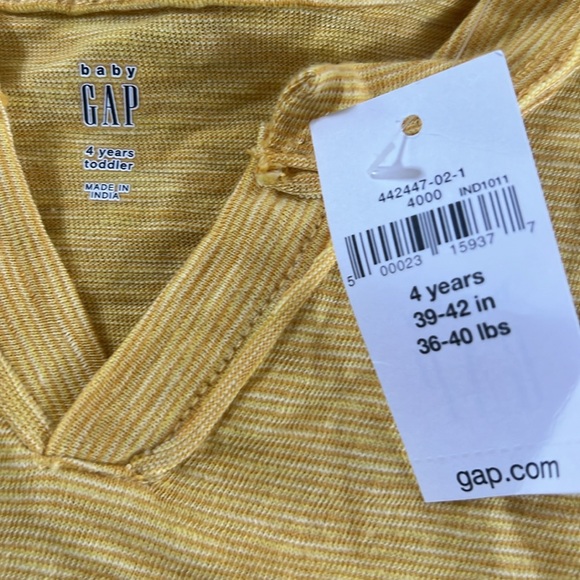 NWT Boys Gap Notch Yellow Striped Short Sleeve Tee - Picture 2 of 8